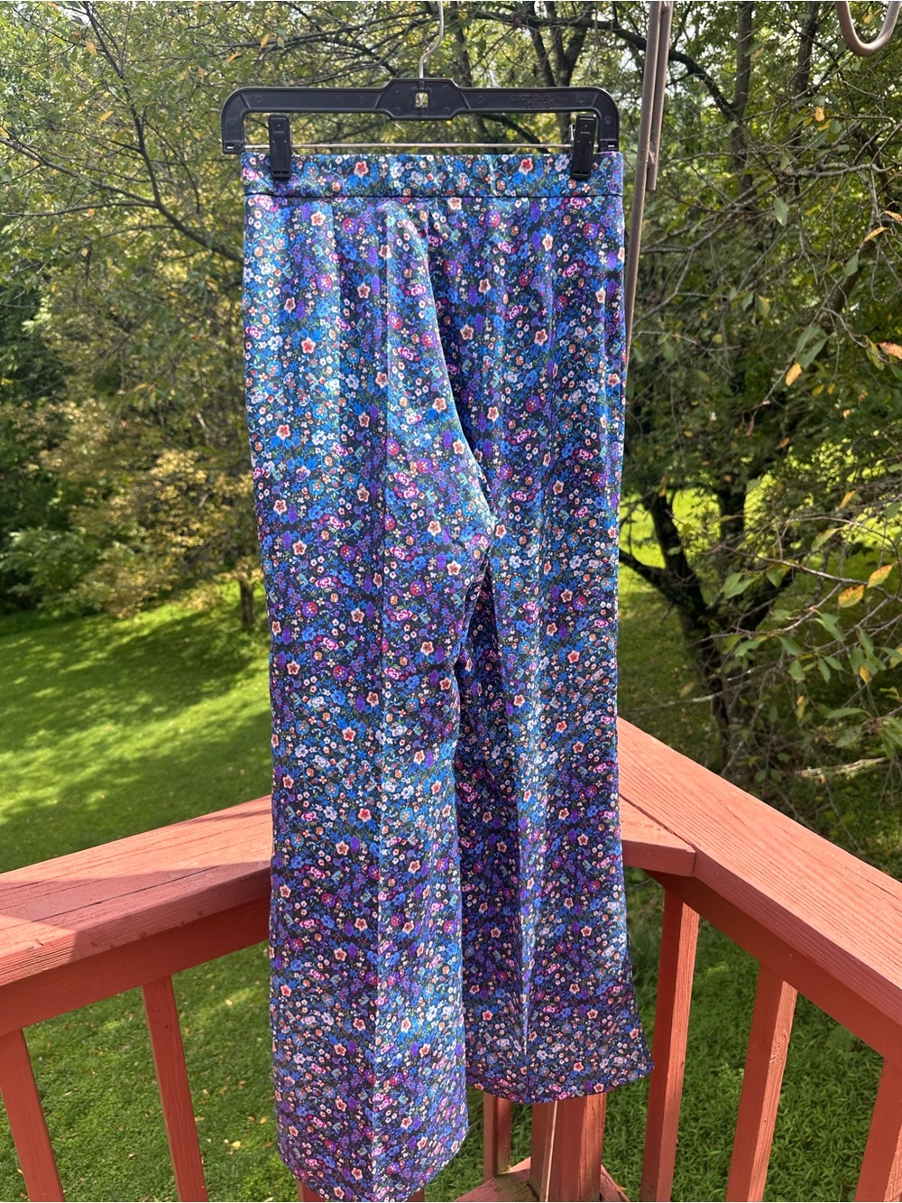 Sandro High-Rise Floral-Print Flared Satin Pants - Picture 5 of 10